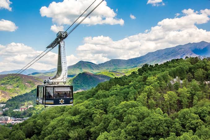 Gatlinburg, Tennessee aerial tram over the Smoky Mountains